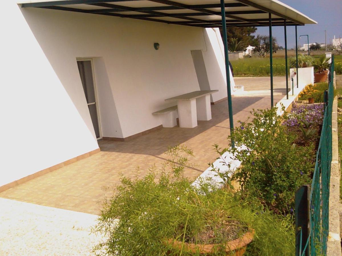 Villa Liama 1 Bilocale Con Vista Mare Nel Salento Torre Pali Exterior foto