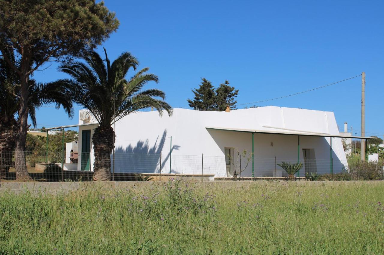 Villa Liama 1 Bilocale Con Vista Mare Nel Salento Torre Pali Exterior foto
