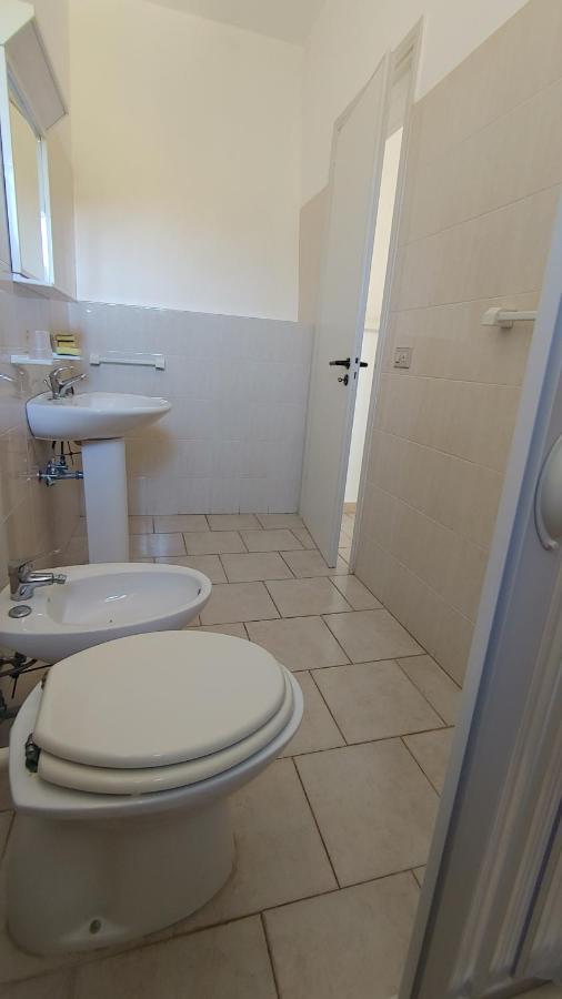 Villa Liama 1 Bilocale Con Vista Mare Nel Salento Torre Pali Exterior foto