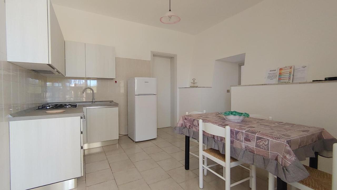 Villa Liama 1 Bilocale Con Vista Mare Nel Salento Torre Pali Exterior foto